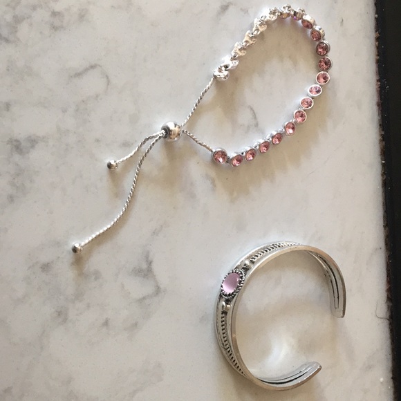 Bracelets - Picture 2 of 4